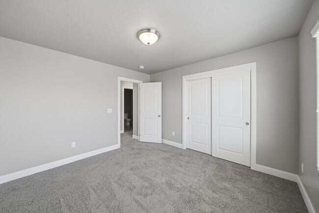Building Photo - 3629 S Atlanta Ln
