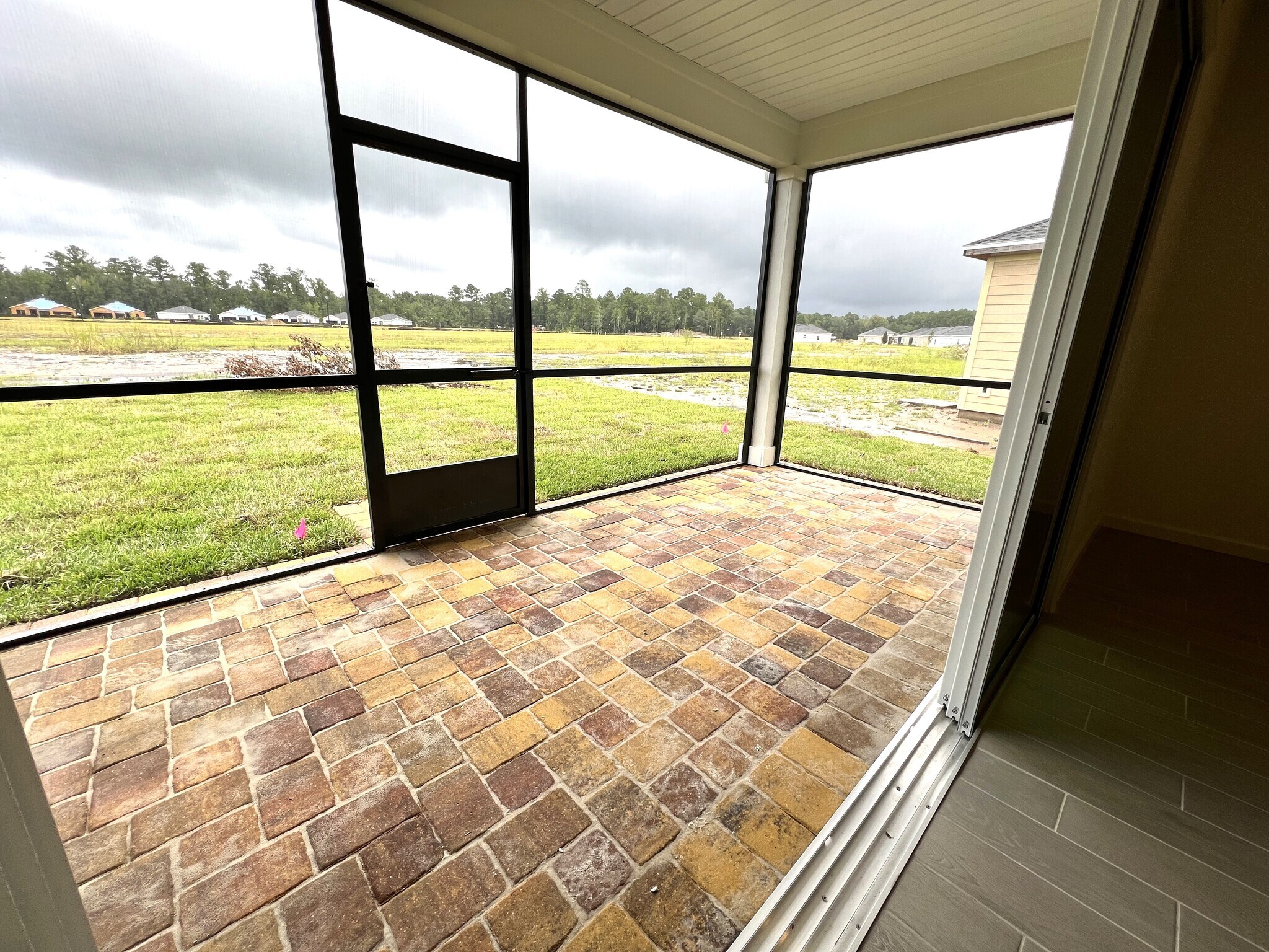 Screened Patio with open view - 15542 Whispering Fir Dr