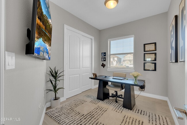 Building Photo - 14608 Pebble Hills Blvd