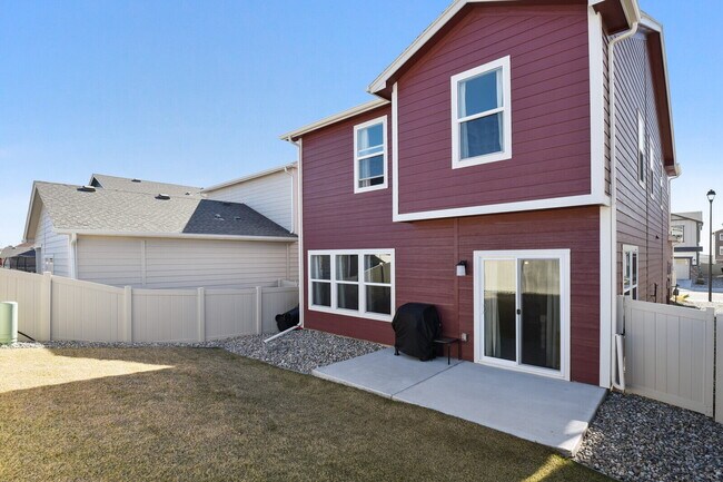 Building Photo - Modern 3-Bedroom Home for Rent in Chapel H...