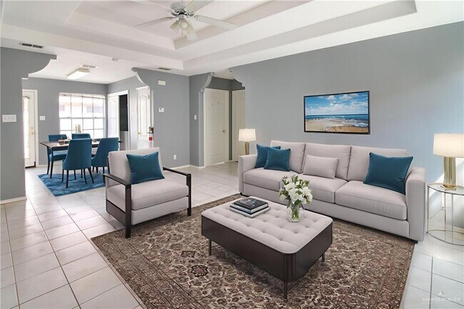 Building Photo - 13 Redbud Ave