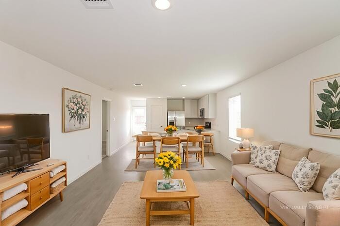 Building Photo - 3004 Majestic Sunrise Dr