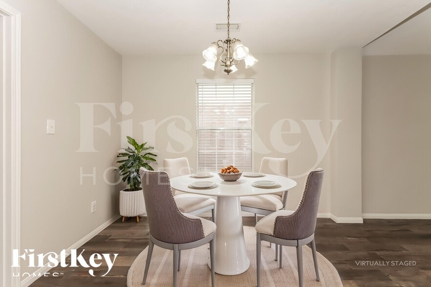 Building Photo - 16114 Speyburn Ct