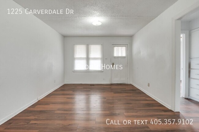 Building Photo - 1225 Carverdale Dr