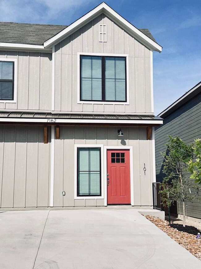 Building Photo - Brand-New Modern Duplex for Rent in Magnolia Creek | Stylish Living & Prime Location