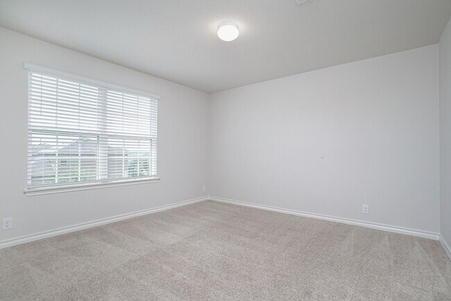Building Photo - Spacious 4-Bedroom Home for Rent in Alamo ...