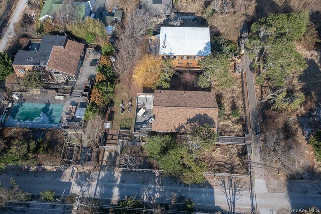 Building Photo - 100 Clipper Way