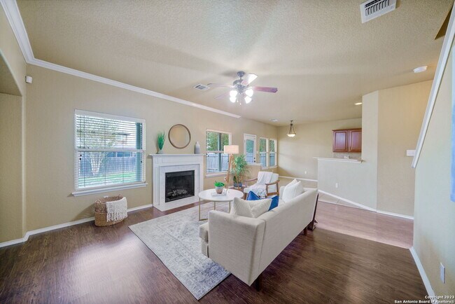 Building Photo - 9902 Meadow Lark
