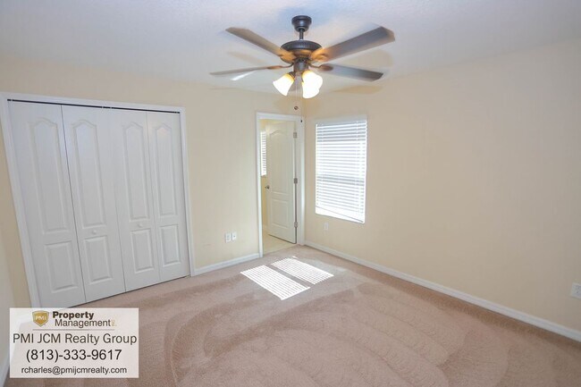 Building Photo - Move-In Special Captivating Lakeland Rental