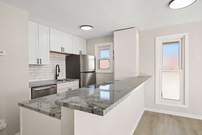 Building Photo - 2406 Pattison Ave