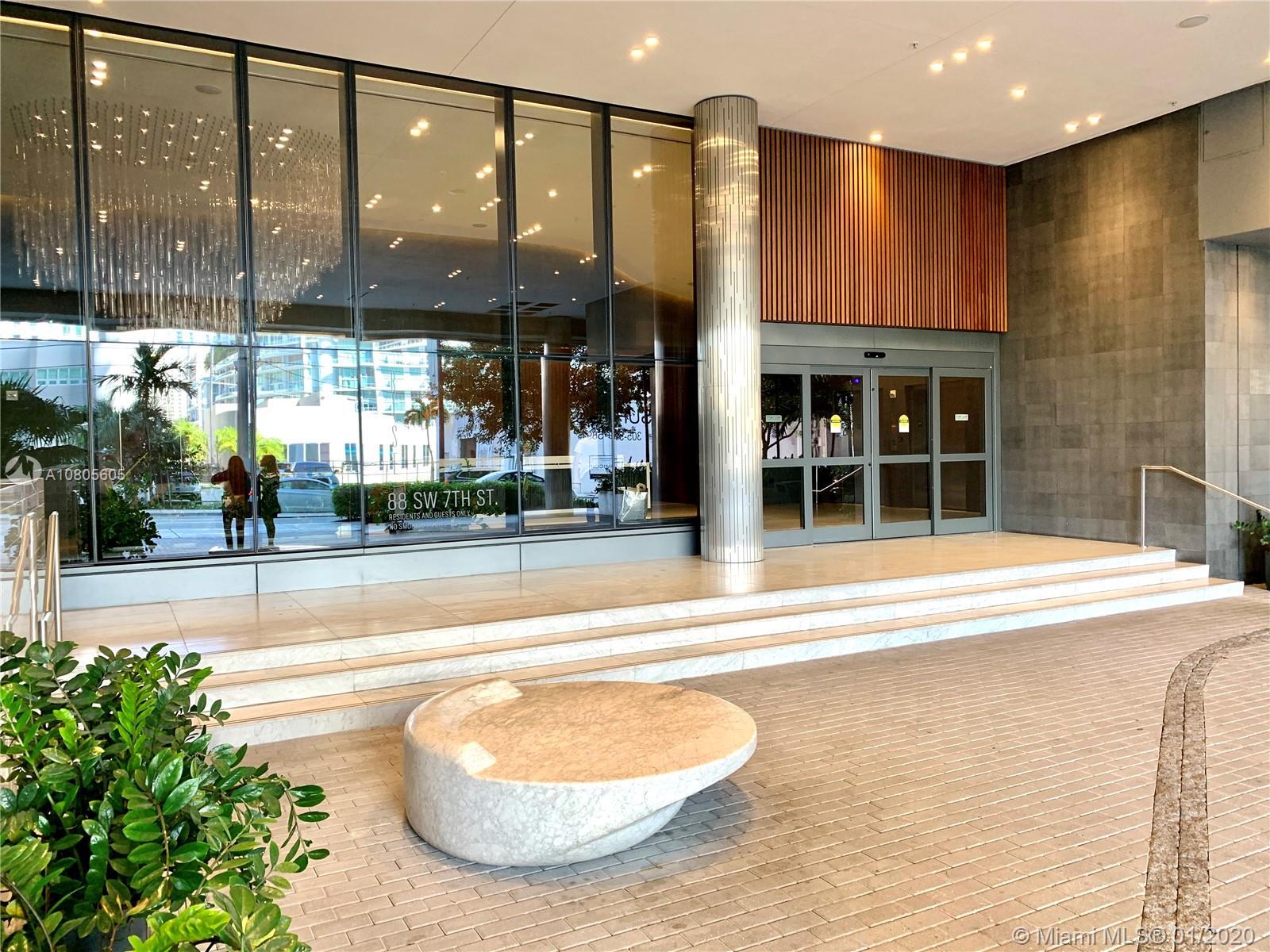 Building Photo - 88 SW 7th St