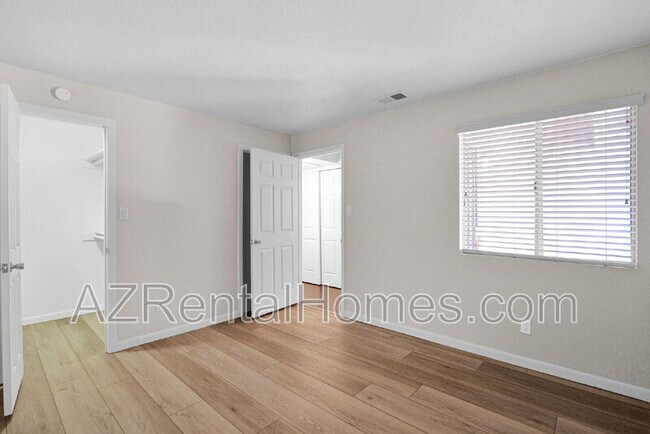 Building Photo - 4354 N 82nd St