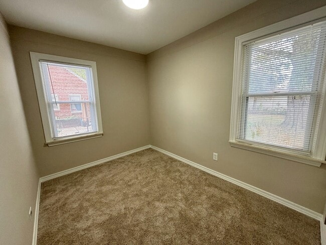 Building Photo - 23756 Brittany Ave