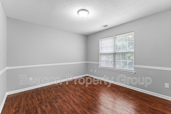 Building Photo - 4506 White Rd