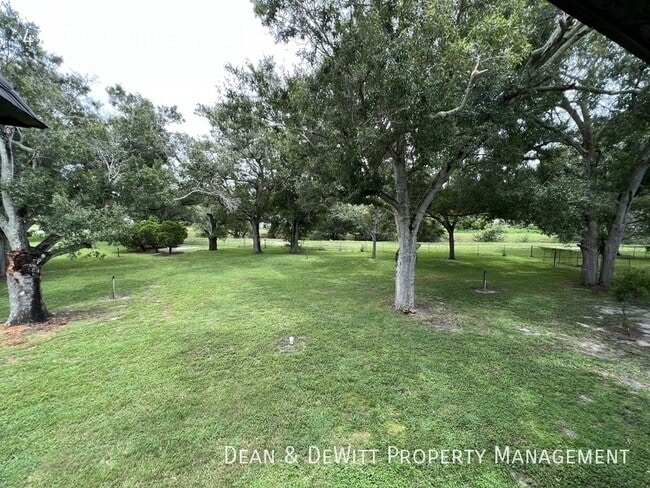 Building Photo - 4700 46th Ave N