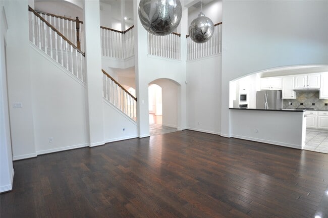 Building Photo - 1914 Sand Hollow Ln