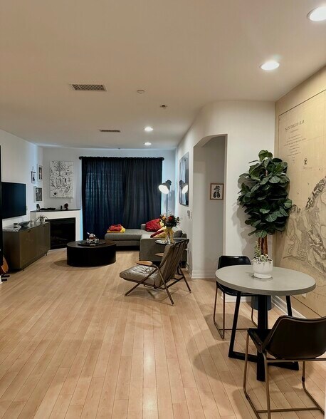 Building Photo - 1225 Island Ave