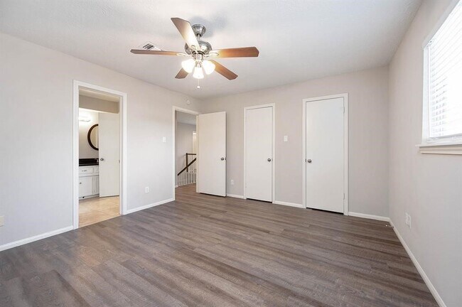 Building Photo - 9311 New Forest Rd