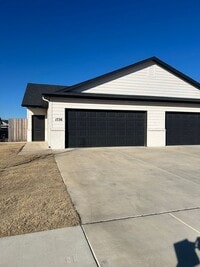 Building Photo - 1736 E Decarsky Ct