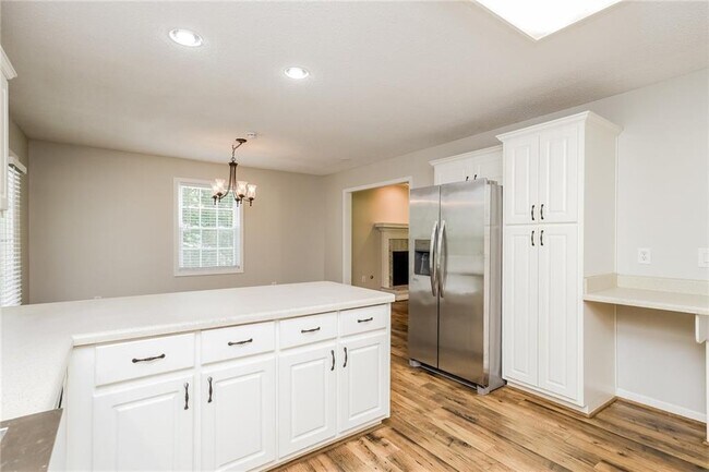 Building Photo - 169 Hayes Cir