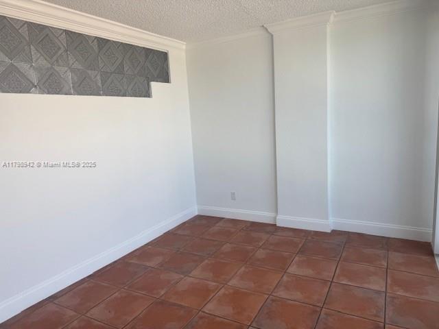 Building Photo - 5401 Collins Ave