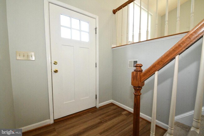 Building Photo - 11 Jody Ct