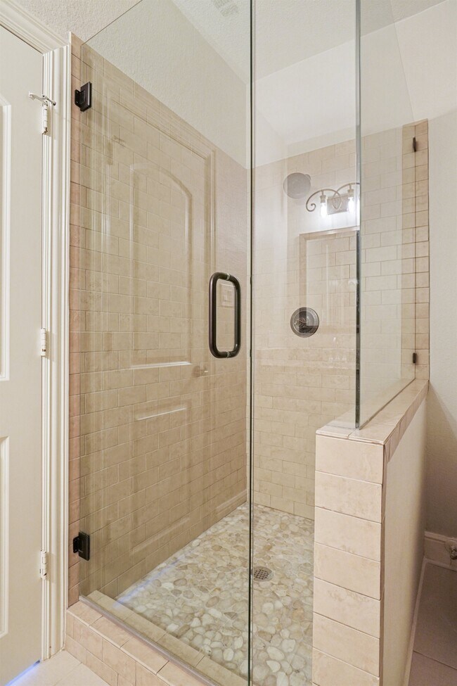 Building Photo - 13297 Roanoke Rd