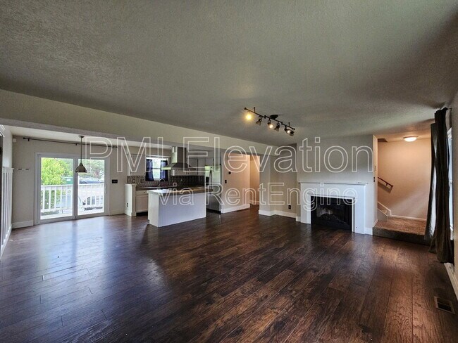 Building Photo - 4132 S Richfield Way