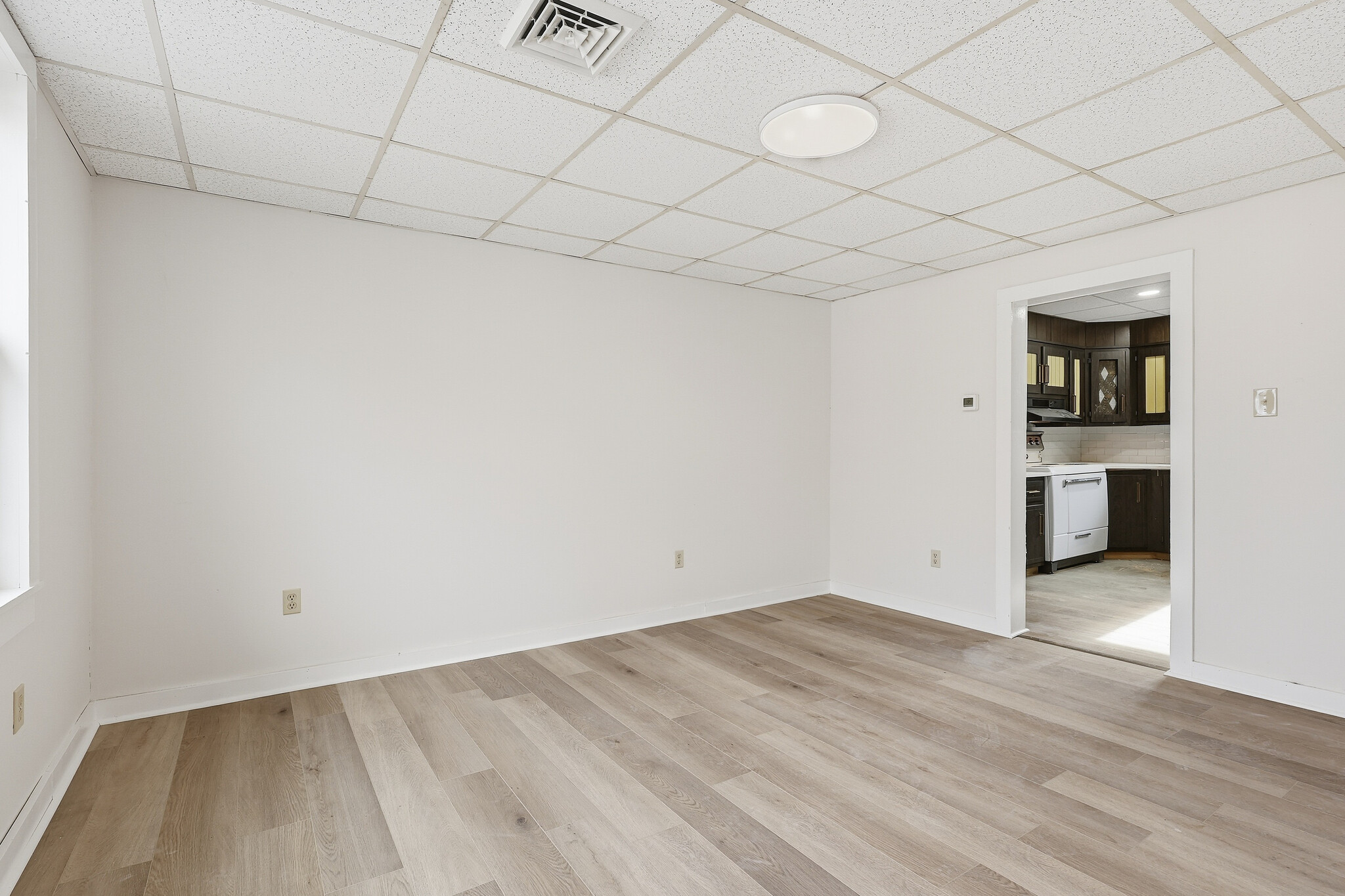 Building Photo - 2521 N Main Ave