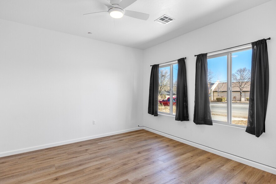 Building Photo - 21261 Golden Hills Blvd