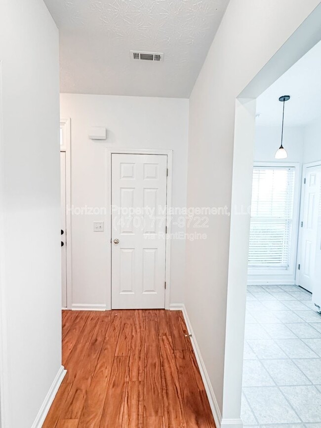 Building Photo - 193 Pearl Chambers Dr