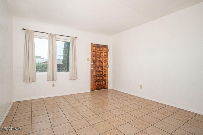 Building Photo - 7813 Rodeo Ave