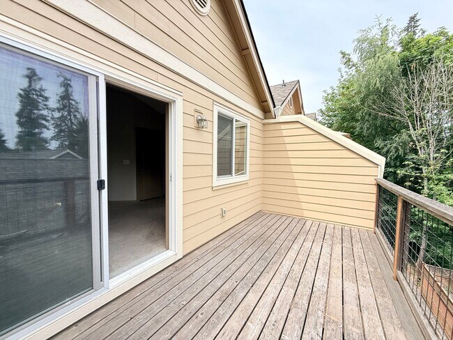 Building Photo - 9554 SW 153rd Ave