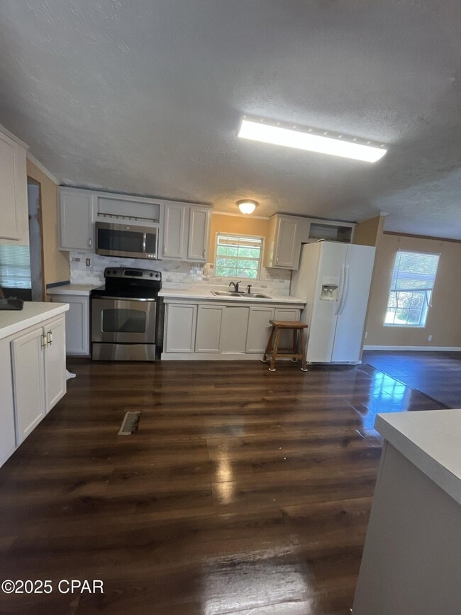 Building Photo - 2838 Altha Ave