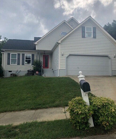 Building Photo - 8401 Metronome Ln