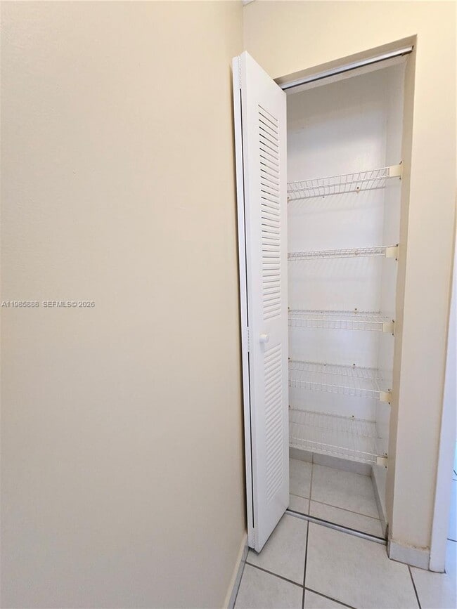 Building Photo - 365 NW 85th Ct