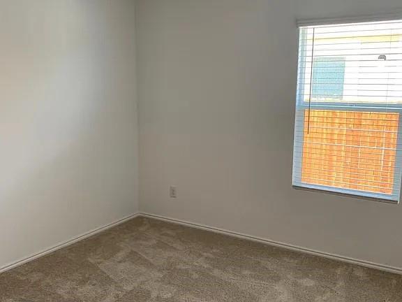 Building Photo - 621 Dashwood Dr