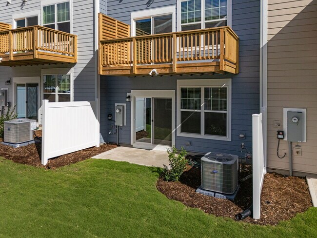 Building Photo - 2815 Carbondale Ct