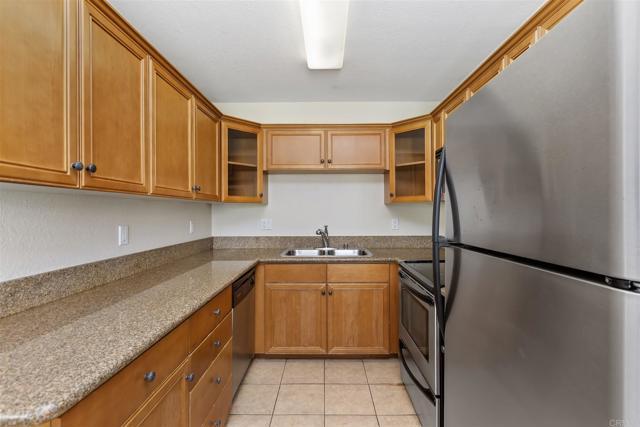 Building Photo - 6602 Beadnell Way