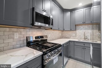 Building Photo - 1257 35th St NW