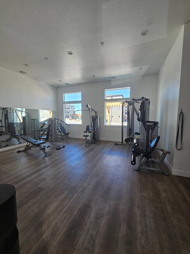 Building Photo - 13526 Maximus Dr