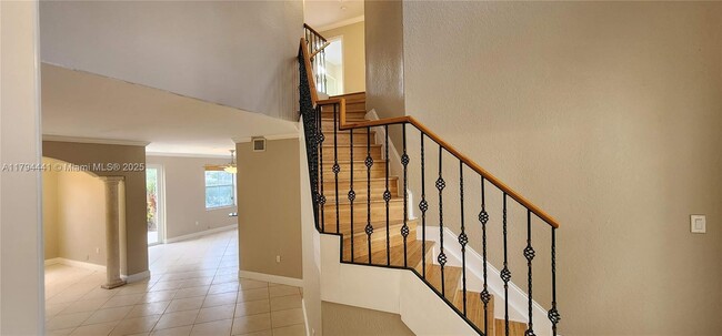 Building Photo - 3541 SW 170th Ave