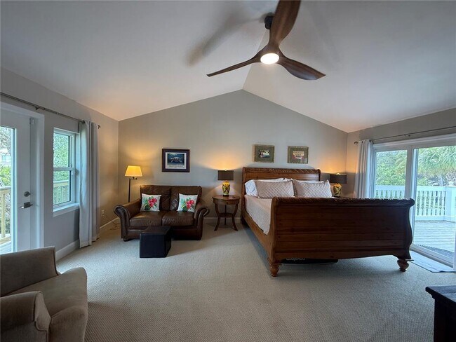 Building Photo - 509 N Peninsula Ave