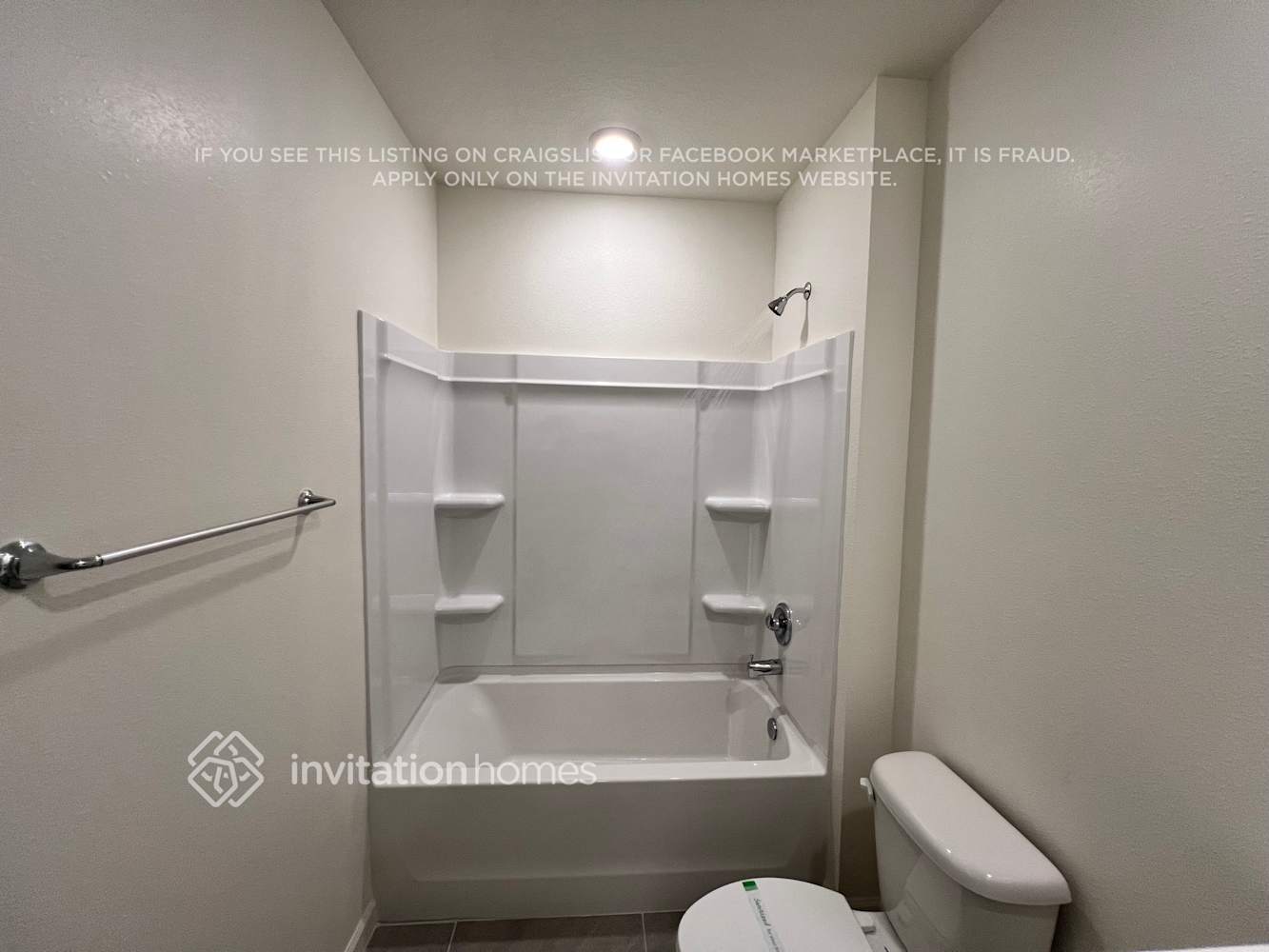 Building Photo - 493 Seaspray Dr