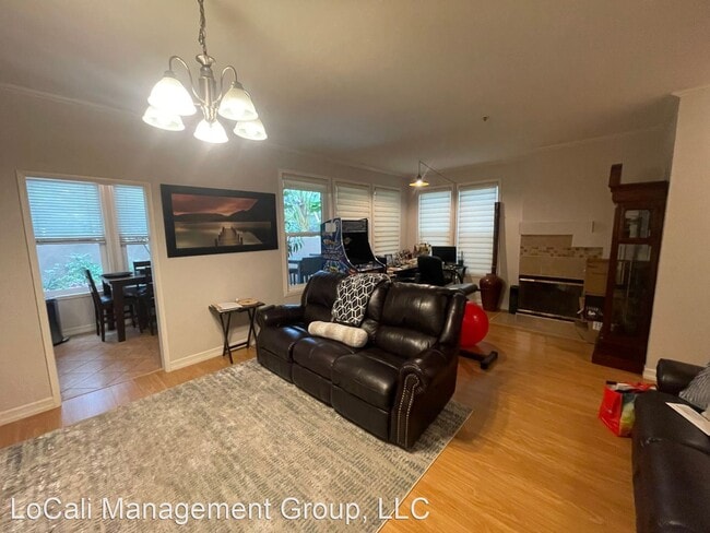 Building Photo - 3 br, 2 bath House - 78 Cartier Aisle