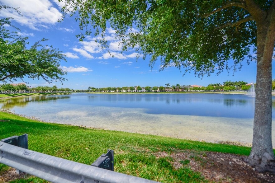 Building Photo - 9101 SW 169th Pl