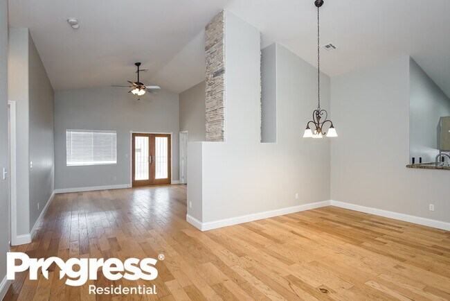 Building Photo - 537 Bay Bridge Dr