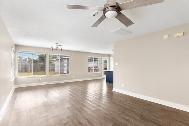 Building Photo - 19106 Spruce Bough Ln