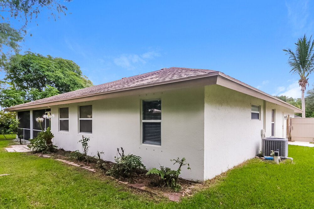 Building Photo - 116 Waterway Rd