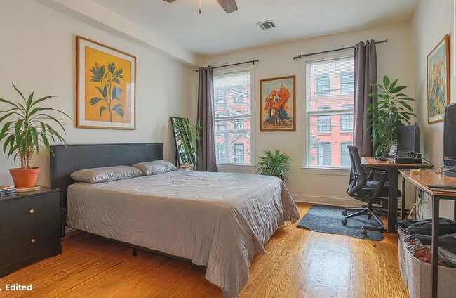 Building Photo - 309 Grand St